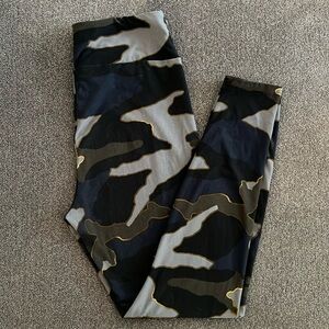 LuLaRoe Camouflage Print Leggings. One size.